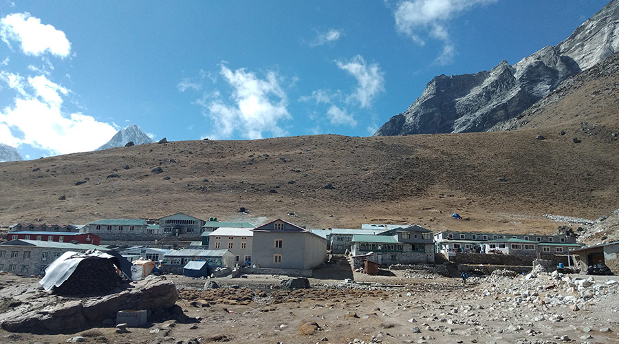 lobuche lodge