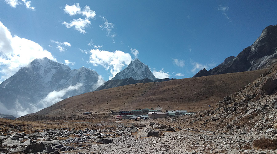 lobuche lodge