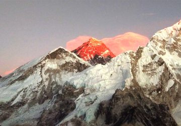Les trois cols de l'Everest par la route