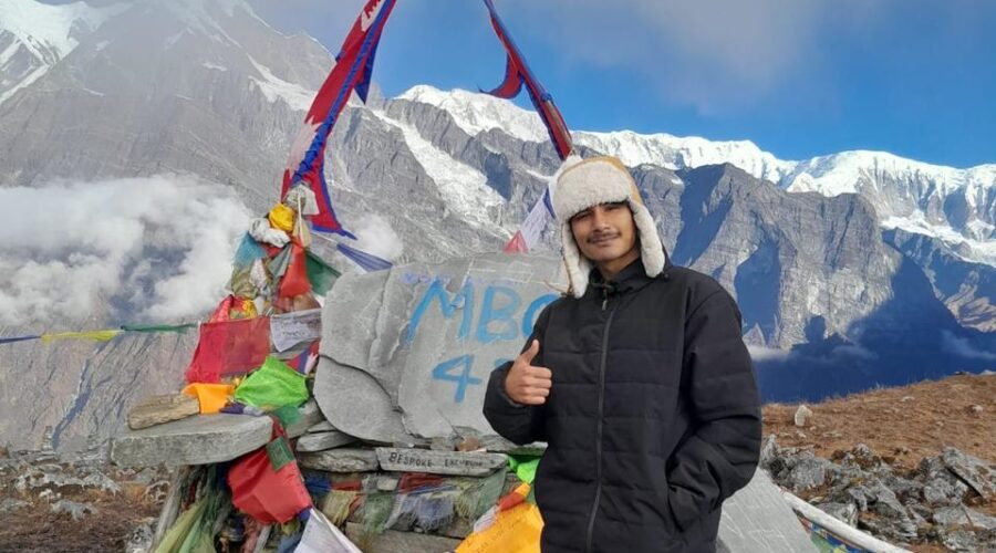 Research-team-for-Mrdi-himal-base-camp
